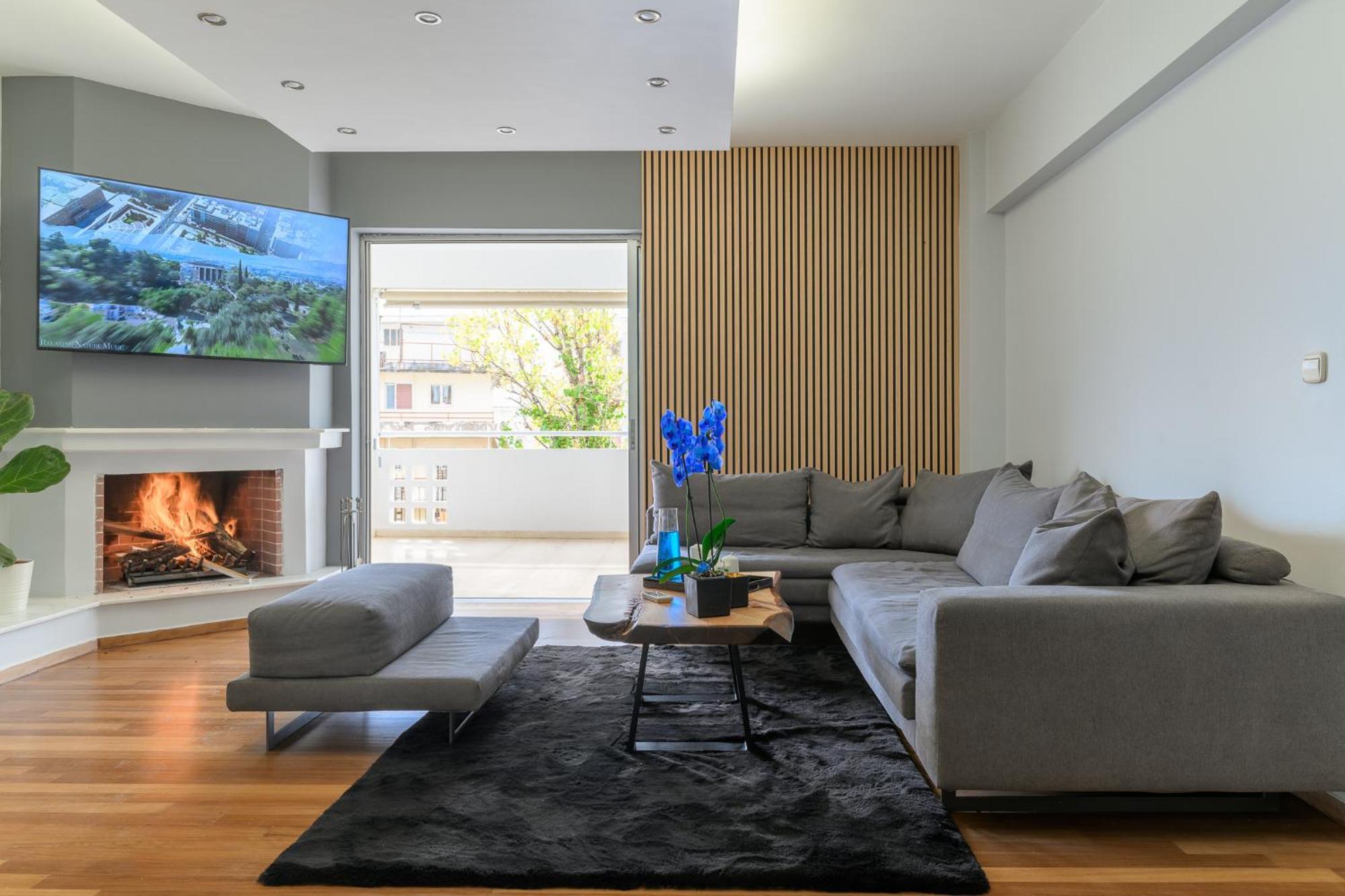 Eclipse Business Center Apartment